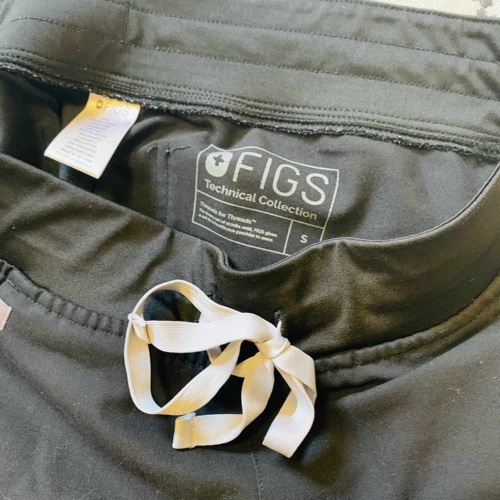 Figs Scrubs. Joggers with double pocket top. - Picture 5 of 8